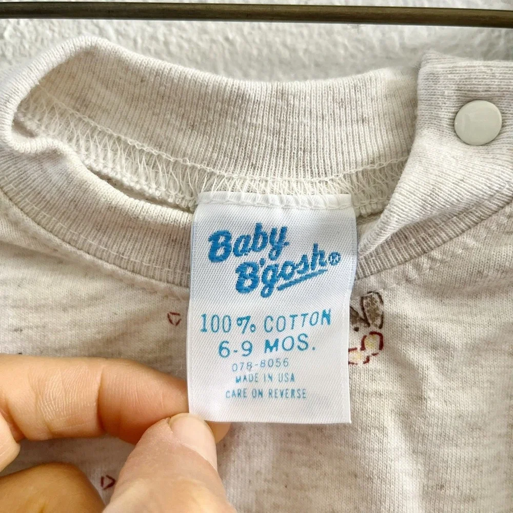 OSHKOSH‎ B'GOSH Vintage Baby Romper 6-9 Months